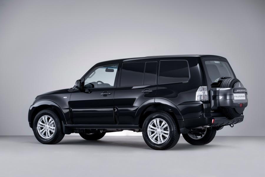  Mitsubishi Pajero Van 2017 года  (фото 12 из 12)